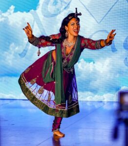 sevdha indian dancer orlando fashion show