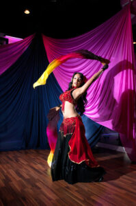 red belly dance costume sevdha 03