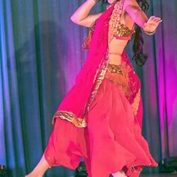 happy belly dancer sevdha los angeles bollywood dancer